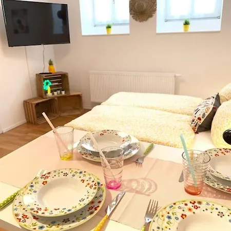 Apartment Gemuetliches Nest Mitten In