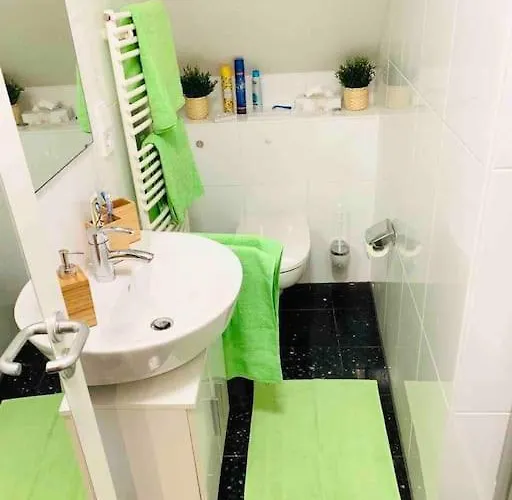 Apartamento Gemuetliches Nest Mitten In *